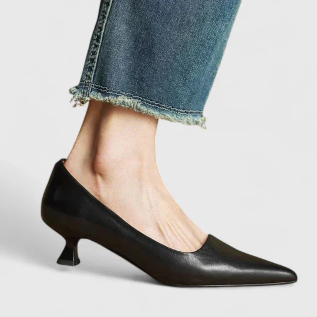 Thora | Dame Spids Tå Lav Hæl Pumps - Freya Kobenhavn