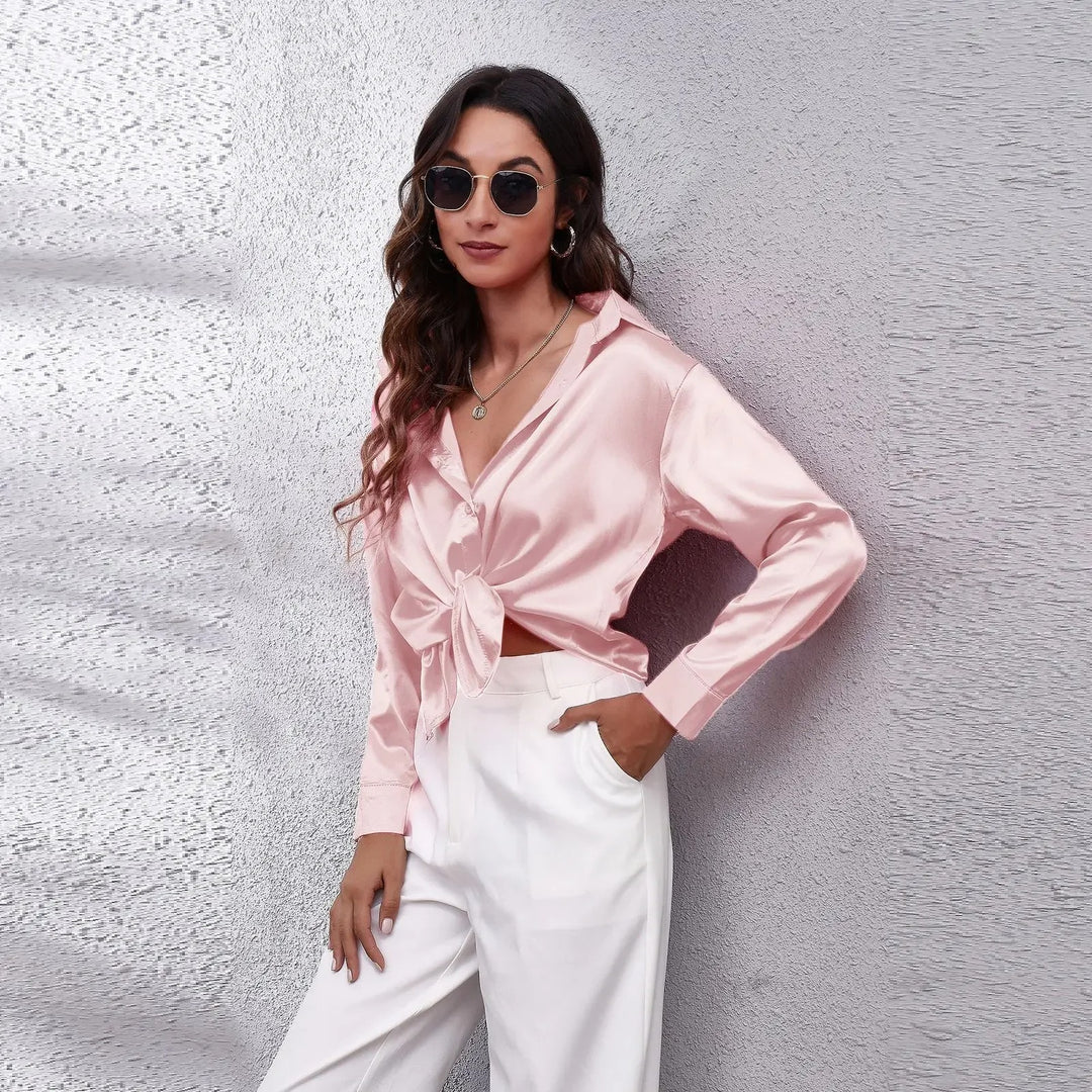 Cornelia | Elegant Og Stilfuld Figursyet Bluse