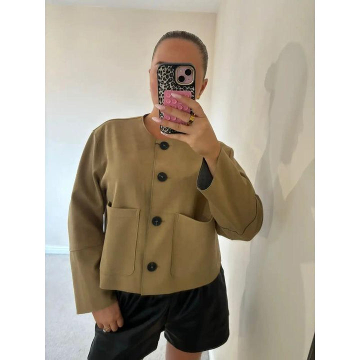 Jytte | Kvinders Vinter Casual Kort Jakke med Knapper Foran - Freya Kobenhavn