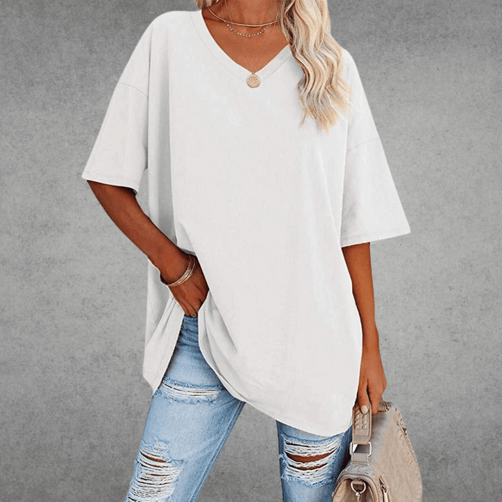 Nikita | Stilfuld Oversized V-Neck T-shirt - Freya Kobenhavn