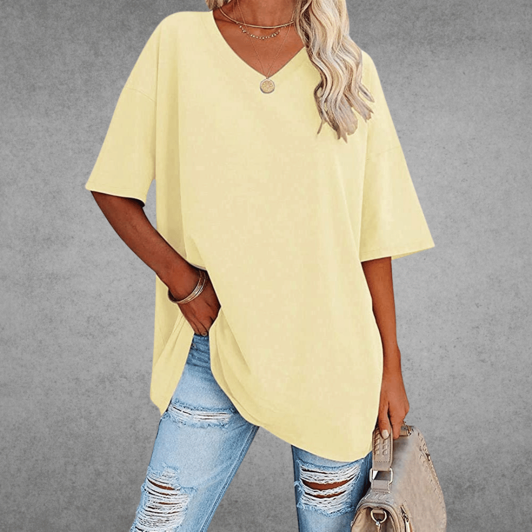 Nikita | Stilfuld Oversized V-Neck T-shirt - Freya Kobenhavn
