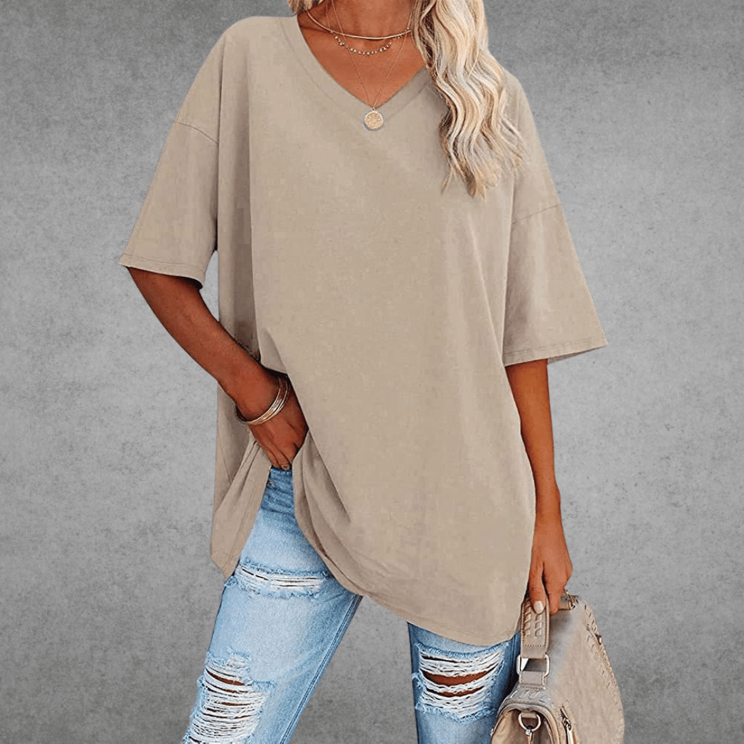 Nikita | Stilfuld Oversized V-Neck T-shirt - Freya Kobenhavn