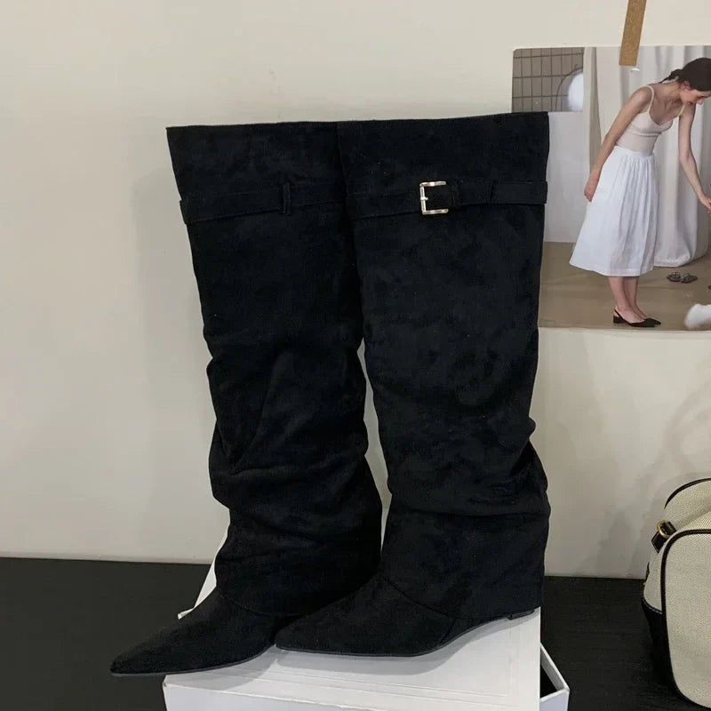 Birthe | Dame Læder Lårhøje Støvler med Spænde - Freya Kobenhavn