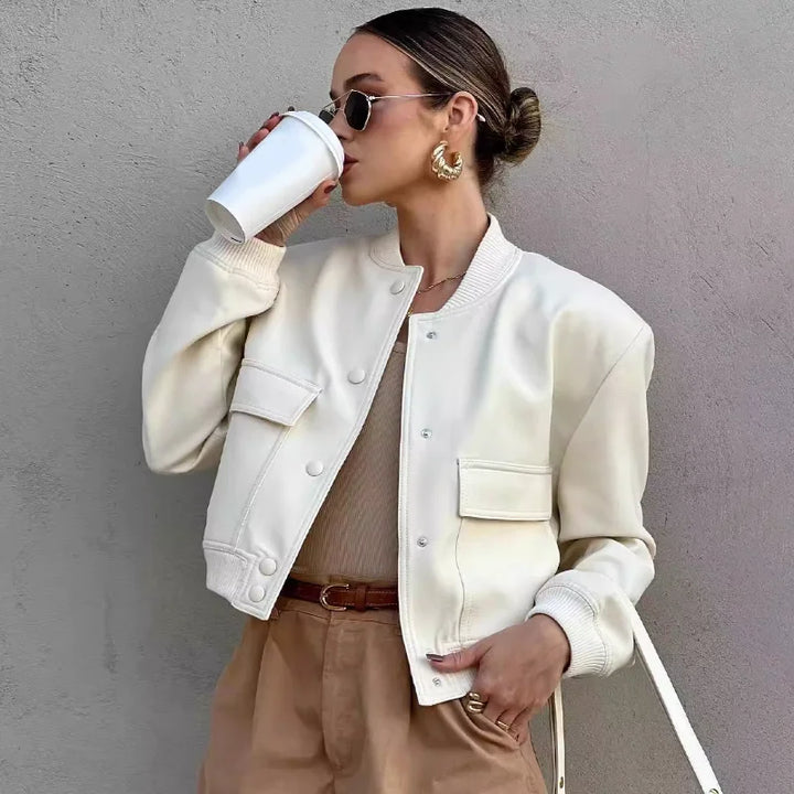 Kathrine | Kvinders Vinter Casual Kort Jakke med Knaplukning - Freya Kobenhavn