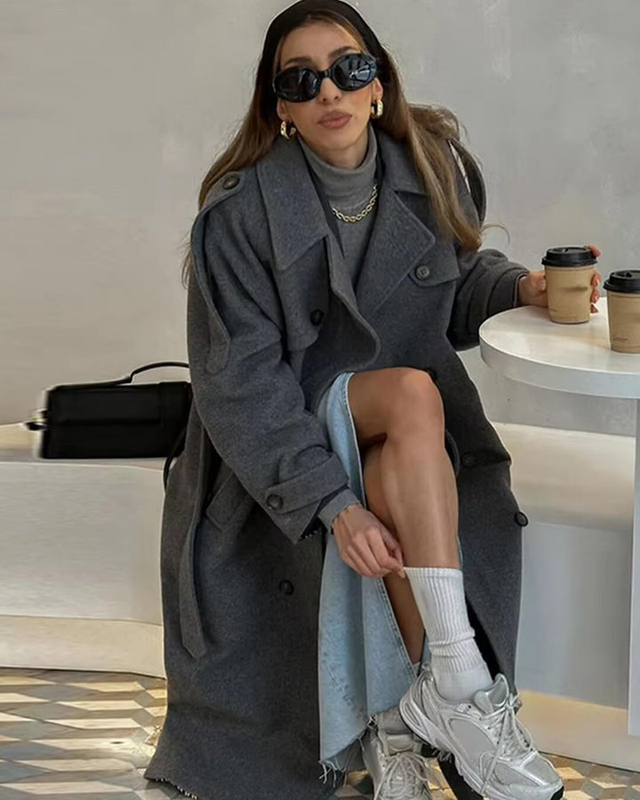 Caroline | Dame Lang Vinter Trenchcoat i Uld med Doppelreihung