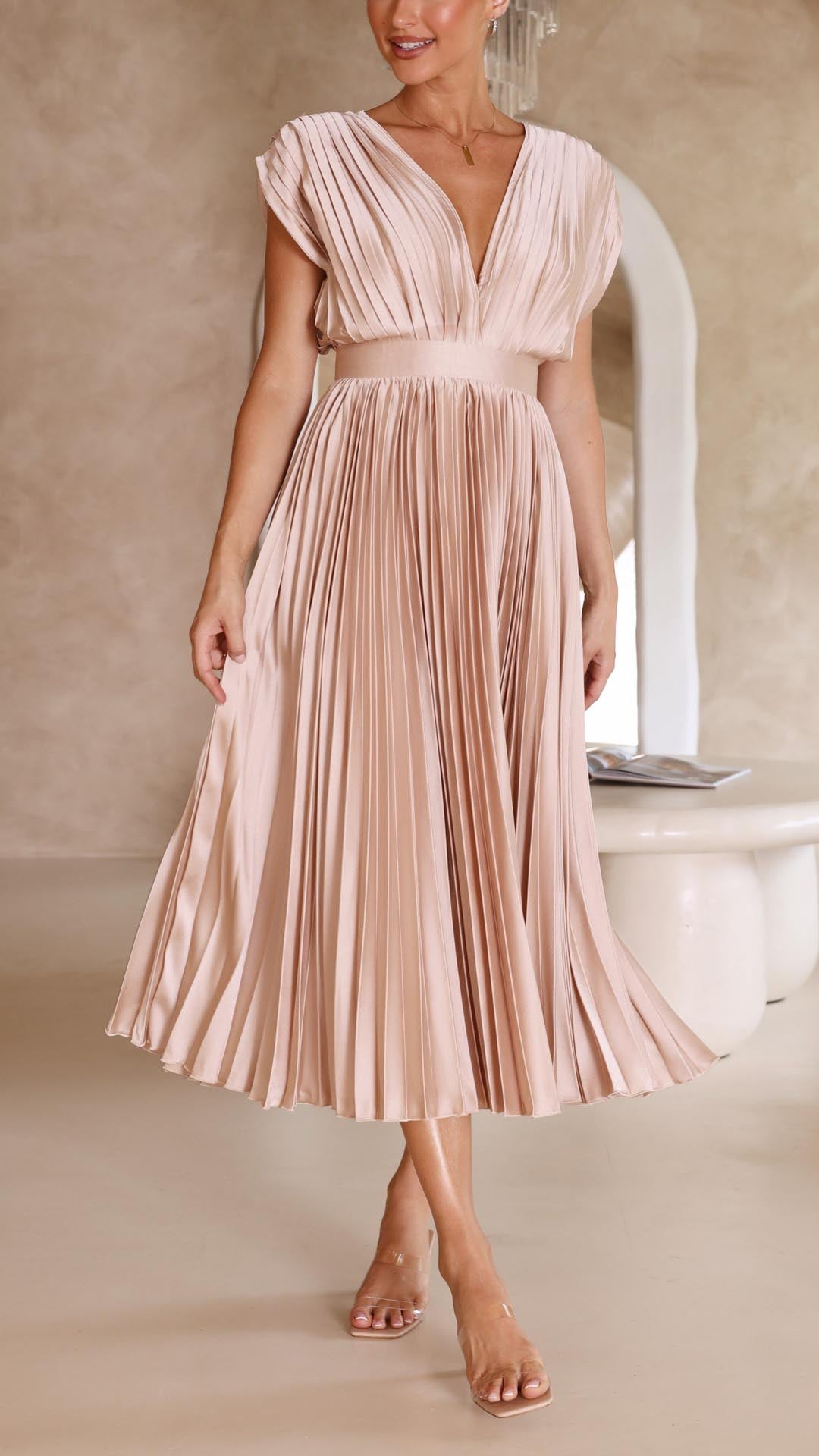 Maria™ | Elegant Pleated Maxi Dress - Freya Kobenhavn