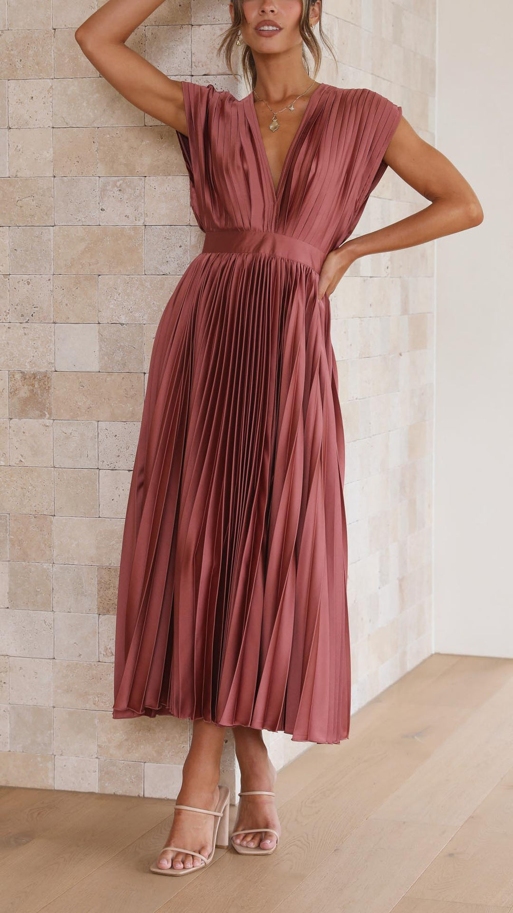 Maria™ | Elegant Pleated Maxi Dress - Freya Kobenhavn