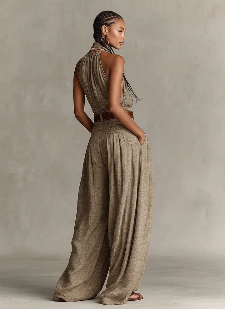 Dame Taupe Halterneck Wide-Leg Jumpsuit med Lommer