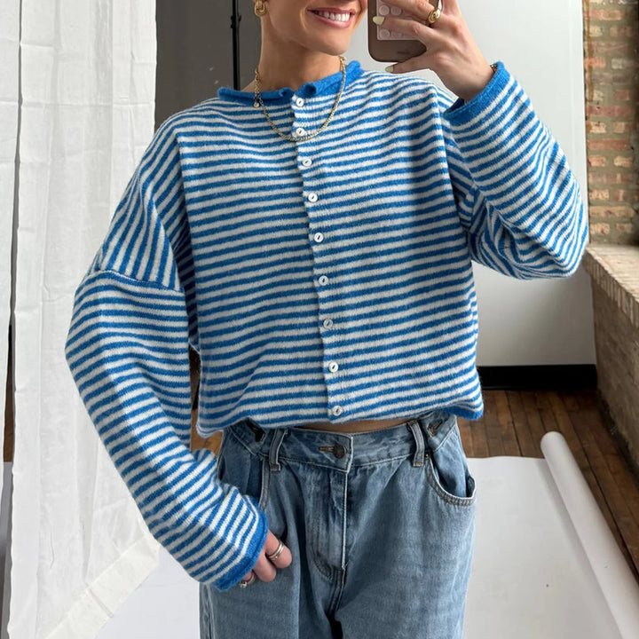 Alberte | Dame Stribet Cardigan Sweater Med Knaplukning Foran